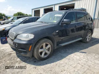2013 BMW X5 xDrive50i with VIN 5UXZV8C52D0C16163, listed as a Copart auction lot 66049245 with 113,877 mi miles and Clean title. Bid and sale history available at DreamBid. Image 1.