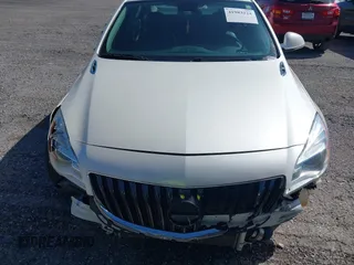 2014 Buick Regal with VIN 2G4GK5EX7E9185183, listed as a IAAI auction lot 41983224 with 164,540 mi miles. Bid and sale history available at carsss.com. Image 6.