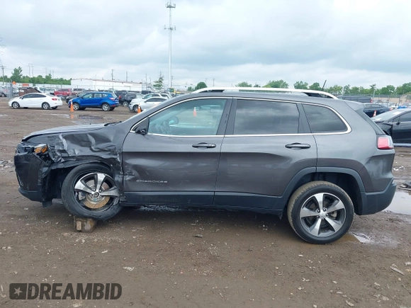 2020 Jeep Cherokee Limited z VIN 1C4PJLDB8LD653312, wystawiony jako IAAI lot #42516821 z przebiegiem 146 870 mil mil oraz . Historia ofert i sprzedaży dostępna na DreamBid. Obrazek 14.
