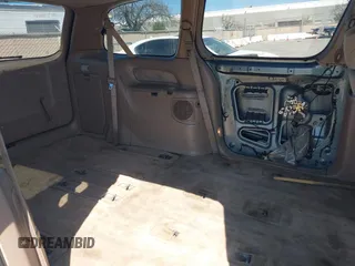 1999 Toyota Sienna LE with VIN 4T3ZF13C1XU097653, listed as a IAAI auction lot 41765274 with 236,625 mi miles. Bid and sale history available at carsss.com. Image 8.