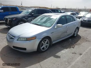 2005 Acura TL with VIN 19UUA66225A042361, listed as a IAAI auction lot 41795900 with 236,371 mi miles. Bid and sale history available at carsss.com. Image 2.