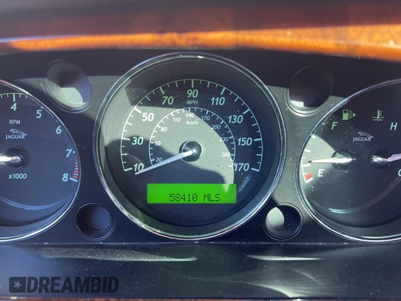 2006 Jaguar XJ with VIN SAJWA71B36SH01049, listed as a Copart auction lot 42366575 with 58,410 mi miles and Clean Title. Bid and sale history available at carsss.com. Image 8.