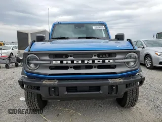 2023 Ford Bronco with VIN 1FMEE5BP5PLB60216, listed as a Copart auction lot 53698025 with 19,719 mi miles and Salvage title. Bid and sale history available at DreamBid. Image 5.