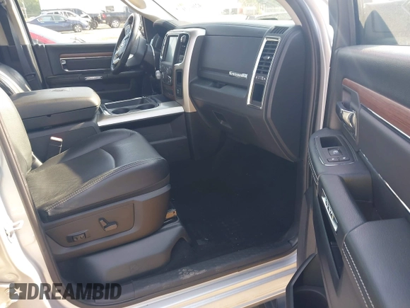 2016 Ram 1500 Laramie с VIN 1C6RR7NT1GS121456, выставлен на аукционе IAAI как лот 42107101 с пробегом 142 825 миль миль и . История ставок и продаж доступна на DreamBid. Изображение 5.
