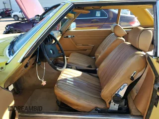1981 Mercedes-Benz 380 380SL with VIN WDBBA45A2BB001364, listed as a Copart auction lot 88170215 with 151,239 mi miles and Clean Title. Bid and sale history available at carsss.com. Image 7.