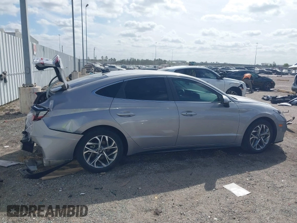 2023 Hyundai Sonata SEL z VIN KMHL64JA4PA272481, wystawiony jako IAAI lot #41814886 z przebiegiem 29 263 mil mil oraz . Historia ofert i sprzedaży dostępna na DreamBid. Obrazek 13.