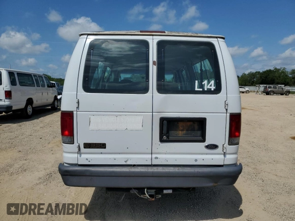 2004 Ford Econoline Passenger XL with VIN 1FBSS31L84HA53604, listed as a Copart auction lot 54428125 with 165,114 mi miles and Clean title. Bid and sale history available at DreamBid. Image 6.