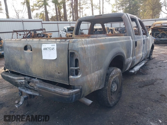 2003 Ford Super Duty F-250 XL with VIN 1FTNW21F73EA07702, listed as a IAAI auction lot 40875245 with 1 mi miles. Bid and sale history available at carsss.com. Image 4.