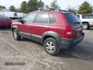 2007 Hyundai Tucson SE with VIN KM8JN12D57U591744, listed as a IAAI auction lot 41511882 with 259,397 mi miles. Bid and sale history available at carsss.com. Image 3.