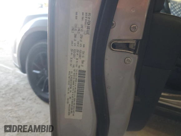 2017 Dodge Journey SXT z VIN 3C4PDDBG7HT592306, wystawiony jako Copart lot #48895015 z przebiegiem 158 289 mil mil oraz Szkoda całkowita • Salvage title. Historia ofert i sprzedaży dostępna na DreamBid. Obrazek 15.