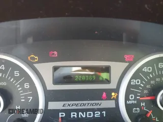2005 Ford Expedition Eddie Bauer с VIN 1FMPU17525LA11027, выставлен на аукционе IAAI как лот 42746842 с пробегом 220 389 миль миль и . История ставок и продаж доступна на DreamBid. Изображение 7.