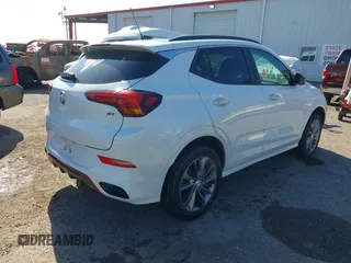 2020 Buick Encore GX Select z VIN KL4MMDSL1LB119733, wystawiony jako IAAI lot #41602514 z przebiegiem Nie podano mil oraz . Historia ofert i sprzedaży dostępna na DreamBid. Obrazek 4.