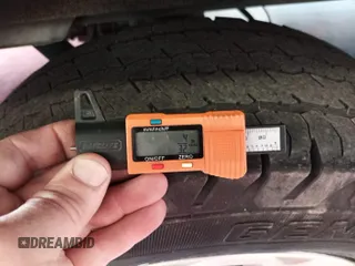 2019 Ford Transit с VIN 1FTBW3XM1KKA29208, выставлен на аукционе IAAI как лот 42631265 с пробегом 215 367 миль миль и . История ставок и продаж доступна на DreamBid. Изображение 29.