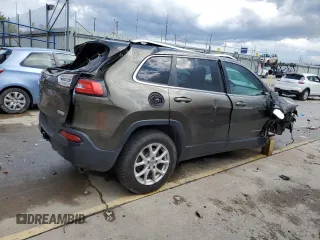 2015 Jeep Cherokee Latitude with VIN 1C4PJMCS7FW636386, listed as a Copart auction lot 75179484 with 169,815 mi miles and Non Repairable. Bid and sale history available at DreamBid. Image 3.