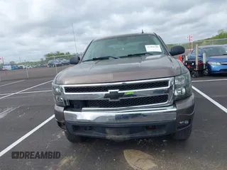 2007 Chevrolet Silverado 1500 LTZ with VIN 2GCEK133971624518, listed as a IAAI auction lot 41904320 with 230,724 mi miles and . Bid and sale history available at DreamBid. Image 12.