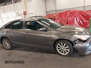 2015 Toyota Camry XLE with VIN 4T4BF1FK4FR474445, listed as a IAAI auction lot 40777928 with 222,913 mi miles. Bid and sale history available at carsss.com. Image 13.