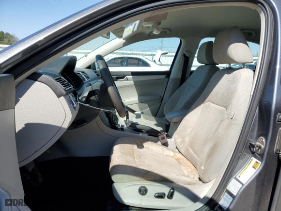 2018 Volkswagen Passat 2.0T S with VIN 1VWAA7A32JC008116, listed as a Copart auction lot 47555995 with 115,465 mi miles and Salvage Title. Bid and sale history available at carsss.com. Image 7.