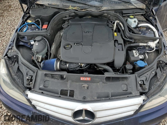 2013 Mercedes-Benz C 300 Sport z VIN WDDGF8AB6DR300385, wystawiony jako Copart lot #57798695 z przebiegiem 131 612 mil mil oraz Szkoda całkowita • Salvage title. Historia ofert i sprzedaży dostępna na DreamBid. Obrazek 11.
