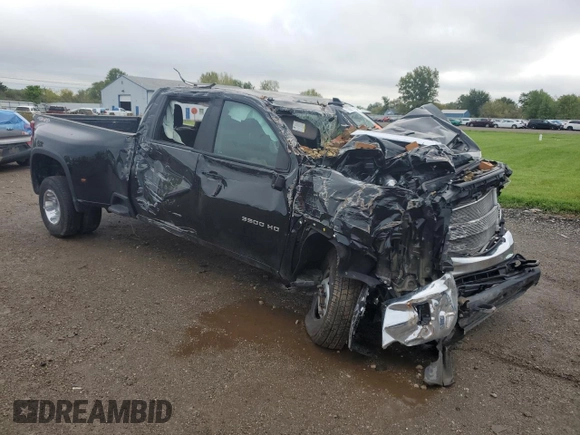 2024 Chevrolet Silverado 3500HD LT z VIN 1GC4YTEY9RF123185, wystawiony jako Copart lot #73687174 z przebiegiem 3 252 mil mil oraz Szkoda całkowita • Salvage title. Historia ofert i sprzedaży dostępna na DreamBid. Obrazek 4.