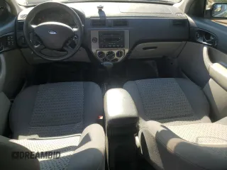 2006 Ford Focus S with VIN 1FAFP34N26W139281, listed as a Copart auction lot 44380565 with 120,860 mi miles and Salvage Title. Bid and sale history available at carsss.com. Image 8.