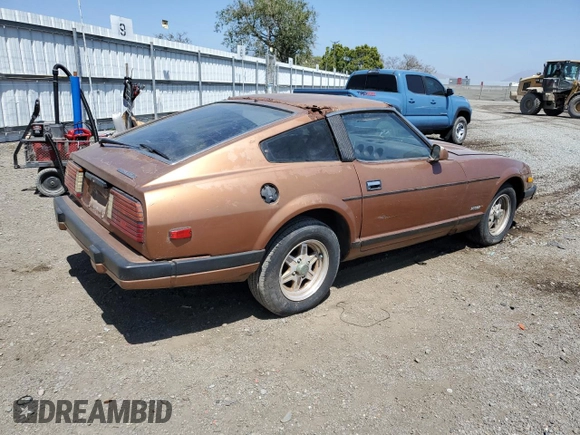 1982 Datsun 280ZX z VIN JN1HZ04S0CX433451, wystawiony jako Copart lot #53912864 z przebiegiem 200 629 mil mil oraz Tytuł czysty. Historia ofert i sprzedaży dostępna na DreamBid. Obrazek 3.