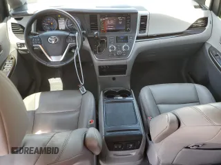 2020 Toyota Sienna XLE Auto Access Seat с VIN 5TDYZ3DC7LS087170, выставлен на аукционе Copart как лот 57045205 с пробегом 46 243 миль миль и Списание • Salvage title. История ставок и продаж доступна на DreamBid. Изображение 8.