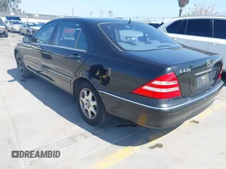 2001 Mercedes-Benz S 320/430/500 with VIN WDBNG70J21A211519, listed as a IAAI auction lot 42170604 with 99,041 mi miles and . Bid and sale history available at carsss.com. Image 3.