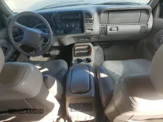 1999 GMC Denali z VIN 1GKEK13R1XR914199, wystawiony jako Copart lot #46247985 z przebiegiem 143 628 mil mil oraz Szkoda całkowita • Salvage title. Historia ofert i sprzedaży dostępna na DreamBid. Obrazek 8.