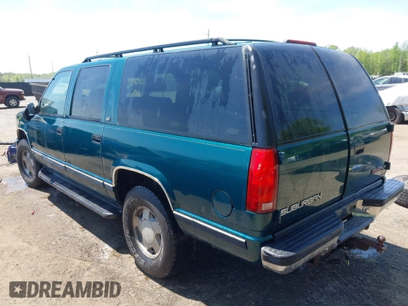 1997 GMC Suburban with VIN 3GKFK16R5VG508908, listed as a IAAI auction lot 42103068 with 264,446 mi miles and . Bid and sale history available at DreamBid. Image 3.