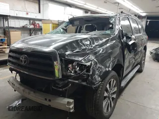 2016 Toyota Sequoia SR5 with VIN 5TDBW5G13GS130820, listed as a IAAI auction lot 41856320 with 1 mi miles. Bid and sale history available at carsss.com. Image 17.