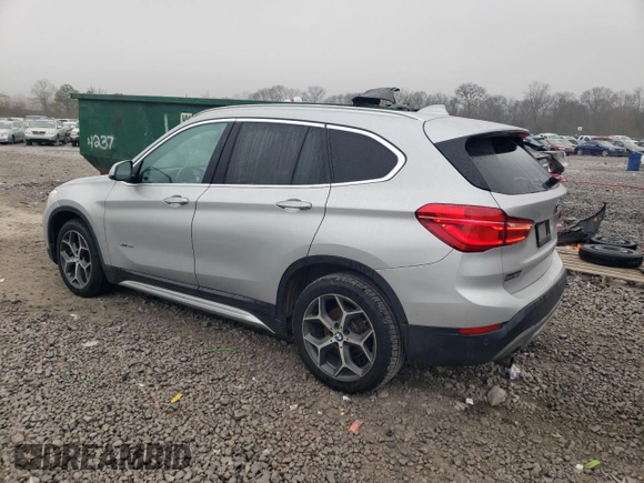 2018 BMW X1 xDrive28i with VIN WBXHT3C36J5F90135, listed as a Copart auction lot 43766955 with 76,530 mi miles and Salvage Title. Bid and sale history available at carsss.com. Image 2.