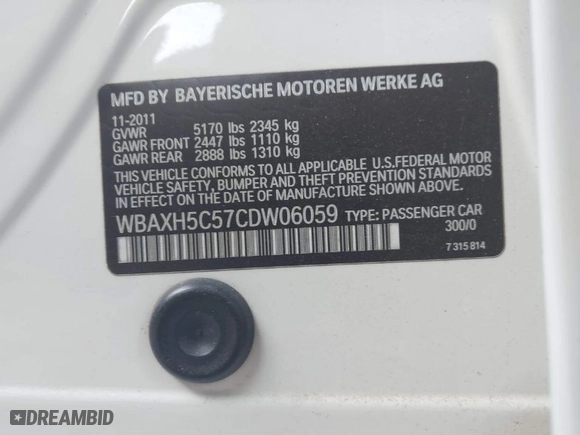 2012 BMW 5 Series 528i xDrive with VIN WBAXH5C57CDW06059, listed as a IAAI auction lot 41402225 with 167,656 mi miles. Bid and sale history available at carsss.com. Image 9.
