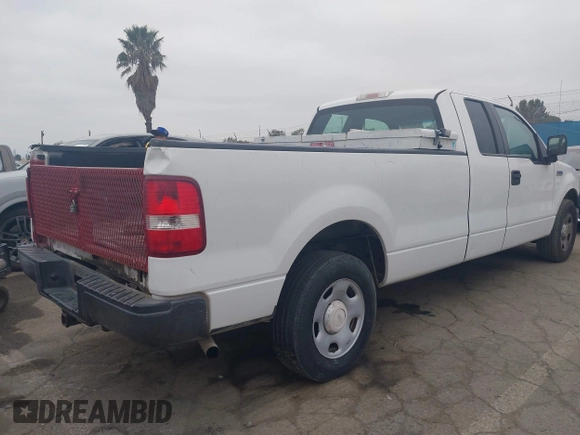 2007 Ford F-150 STX with VIN 1FTRX12W17FA05208, listed as a IAAI auction lot 41902967 with 314,754 mi miles and . Bid and sale history available at DreamBid. Image 4.