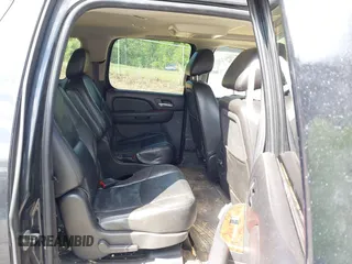 2011 Chevrolet Suburban LTZ with VIN 1GNSKKE38BR359006, listed as a IAAI auction lot 42183589 with 162,154 mi miles and . Bid and sale history available at DreamBid. Image 8.
