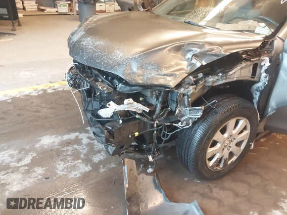 2007 Toyota Camry z VIN JTNBB46K573017707, wystawiony jako IAAI lot #42230423 z przebiegiem 140 843 mil mil oraz . Historia ofert i sprzedaży dostępna na DreamBid. Obrazek 6.