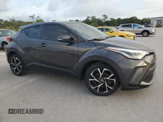 2022 Toyota C-HR XLE z VIN NMTKHMBX9NR141168, wystawiony jako Copart lot #50906365 z przebiegiem 44 268 mil mil oraz Tytuł czysty. Historia ofert i sprzedaży dostępna na DreamBid. Obrazek 4.