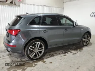 2015 Audi SQ5 Premium Plus with VIN WA1CGAFP2FA037907, listed as a Copart auction lot 44563475 with 110,120 mi miles and Clean Title. Bid and sale history available at carsss.com. Image 3.