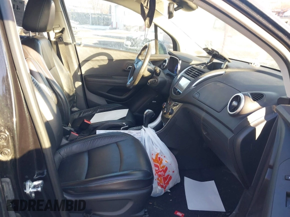 2015 Chevrolet Trax LTZ with VIN KL7CJTSB0FB151750, listed as a IAAI auction lot 41408991 with 147,349 mi miles. Bid and sale history available at carsss.com. Image 5.