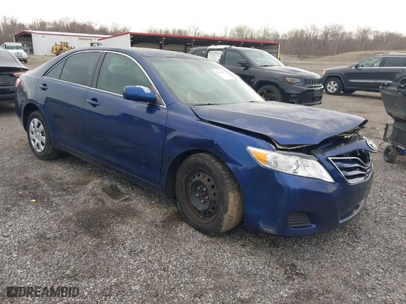 2010 Toyota Camry with VIN 4T1BF3EK0AU575272, listed as a IAAI auction lot 41912475 with 182,861 mi miles. Bid and sale history available at carsss.com. Image 1.