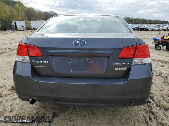 2011 Subaru Legacy 2.5i z VIN 4S3BMBA64B3256090, wystawiony jako Copart lot #52634725 z przebiegiem 142 403 mil mil oraz Szkoda całkowita • Salvage title. Historia ofert i sprzedaży dostępna na DreamBid. Obrazek 6.