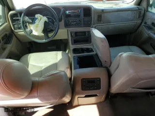 2005 Chevrolet Tahoe LT with VIN 1GNEC13T85R154586, listed as a Copart auction lot 48255335 with 235,856 mi miles and Salvage Title. Bid and sale history available at carsss.com. Image 8.