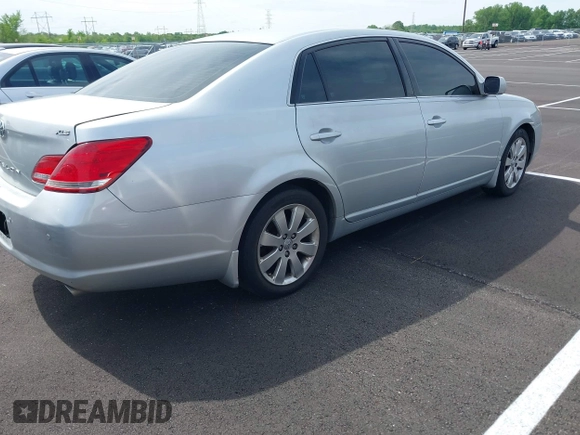 2007 Toyota Avalon XL with VIN 4T1BK36B47U197749, listed as a IAAI auction lot 42076040 with 181,275 mi miles and . Bid and sale history available at DreamBid. Image 4.