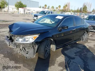 2017 Honda Accord Sedan Sport SE with VIN 1HGCR2F13HA073997, listed as a IAAI auction lot 41840277 with 143,146 mi miles. Bid and sale history available at carsss.com. Image 2.