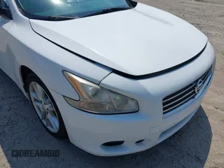 2009 Nissan Maxima S z VIN 1N4AA51E59C861653, wystawiony jako IAAI lot #42467806 z przebiegiem 207 001 mil mil oraz . Historia ofert i sprzedaży dostępna na DreamBid. Obrazek 6.