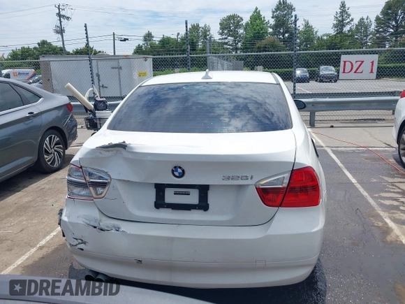 2007 BMW 3 Series 328i with VIN WBAVA33547KX83556, listed as a IAAI auction lot 42302137 with 108,686 mi miles and . Bid and sale history available at DreamBid. Image 16.