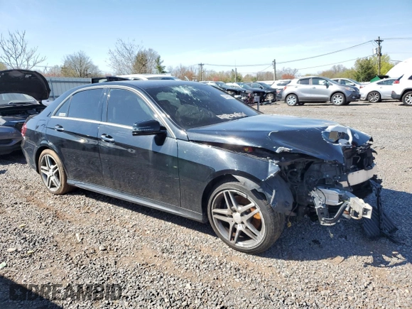 2015 Mercedes-Benz E 350 Luxury with VIN WDDHF8JB7FB087978, listed as a Copart auction lot 53490805 with 134,586 mi miles and Salvage title. Bid and sale history available at DreamBid. Image 4.