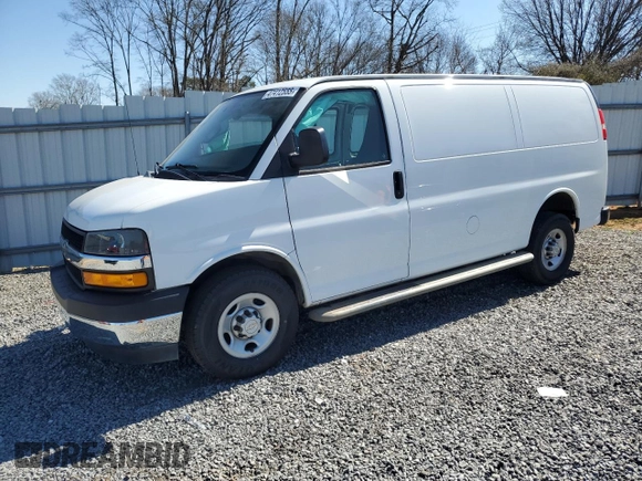 2018 Chevrolet Express Cargo Van with VIN 1GCWGAFG3J1903979, listed as a Copart auction lot 47412555 with 90,700 mi miles and Salvage Title. Bid and sale history available at carsss.com. Image 1.