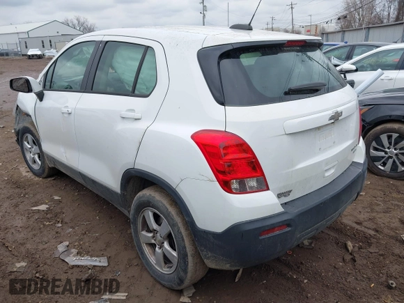 2016 Chevrolet Trax LS with VIN KL7CJNSB9GB559497, listed as a IAAI auction lot 41176681 with 106,794 mi miles. Bid and sale history available at carsss.com. Image 3.