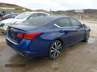 2022 Nissan Altima SR with VIN 1N4BL4CV4NN367465, listed as a IAAI auction lot 40811718 with 48,651 mi miles and . Bid and sale history available at DreamBid. Image 4.