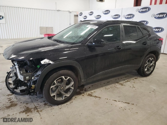 2025 Chevrolet Trax LT with VIN KL77LHEP6SC017877, listed as a Copart auction lot 49840515 with 2,412 mi miles and Salvage Title. Bid and sale history available at carsss.com. Image 1.